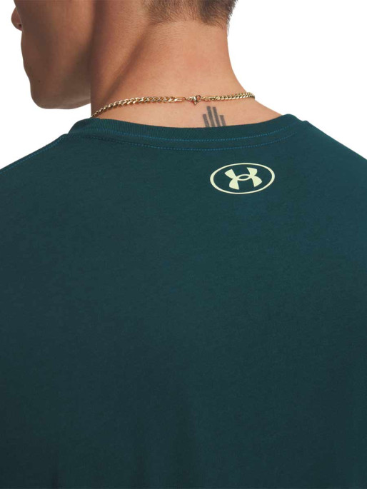 UNDER ARMOUR