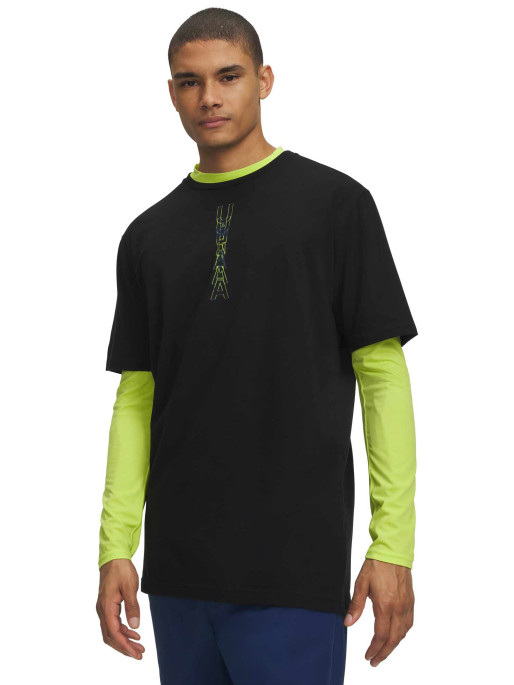 UNDER ARMOUR