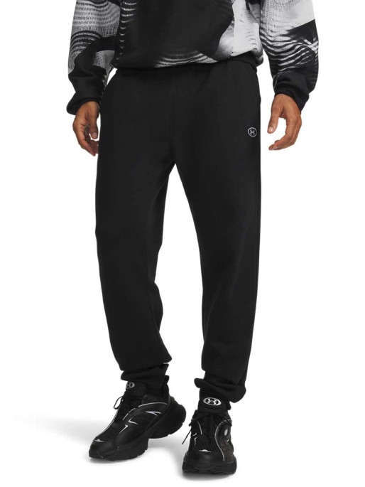 UNDER ARMOUR