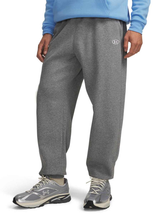 UNDER ARMOUR