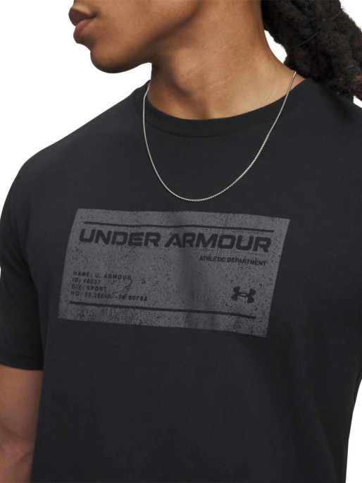 UNDER ARMOUR