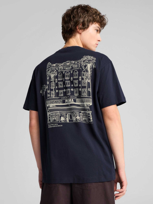PUMA Тениска GRAPHICS Hotel Relaxed Tee