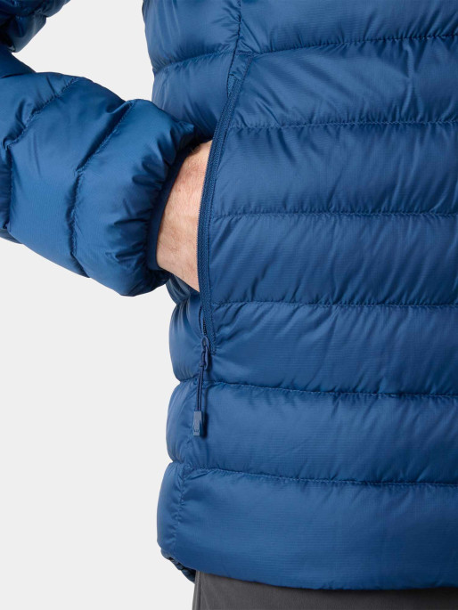 HELLY HANSEN