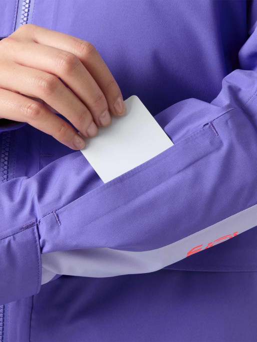 HELLY HANSEN