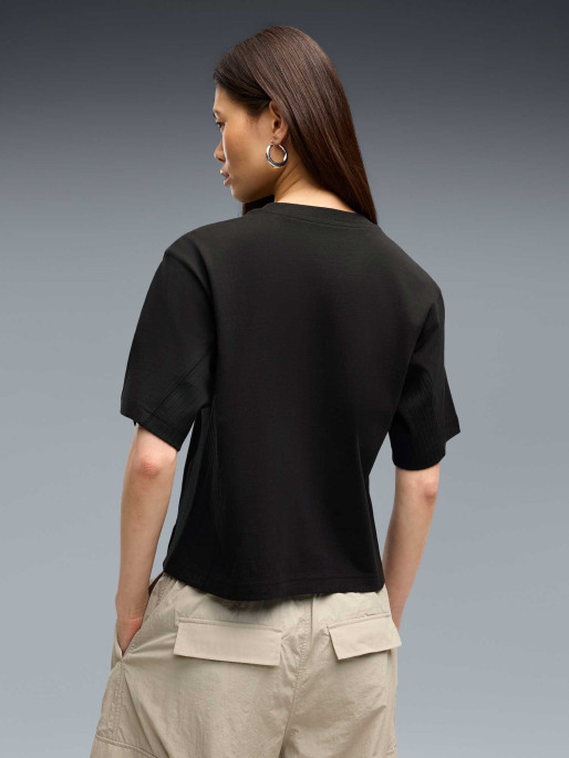 PUMA Тениска HER Relaxed Tee