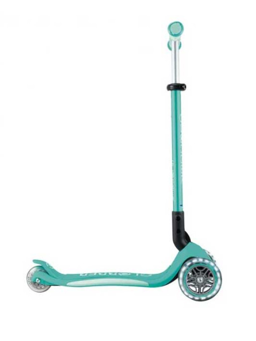 GLOBBER DELUXE FLASH LIGHTS Folding scooter