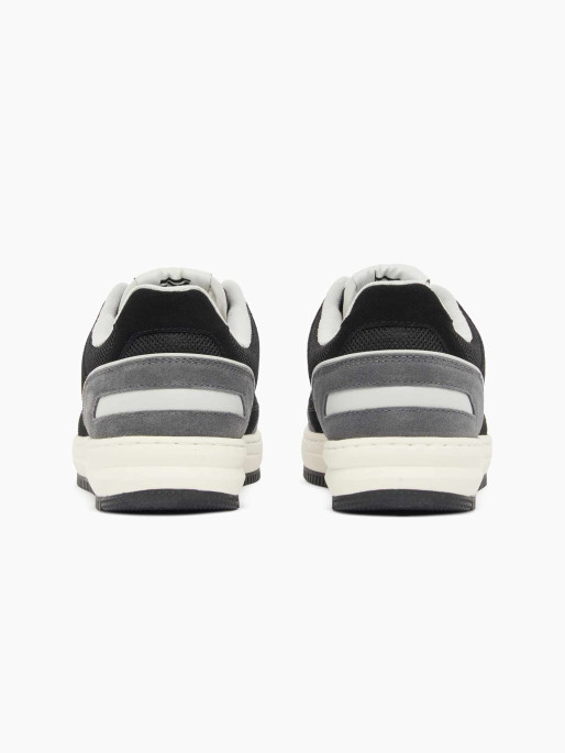 EA7 Emporio Armani