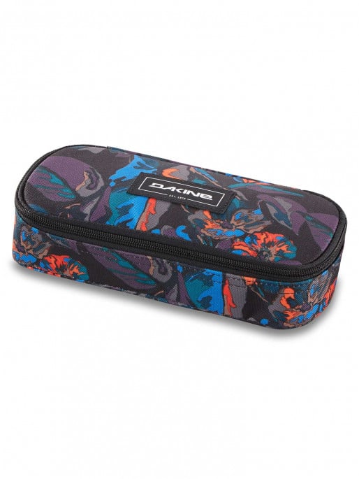 DAKINE SCHOOL CASE