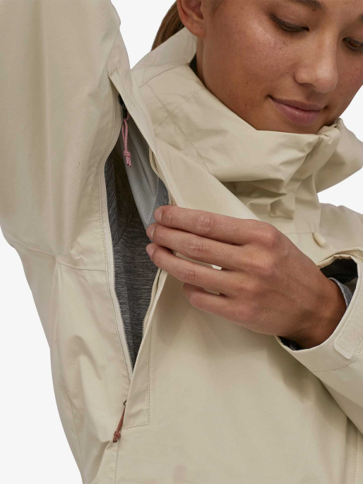 PATAGONIA W's Torrentshell 3L Rain Jacket