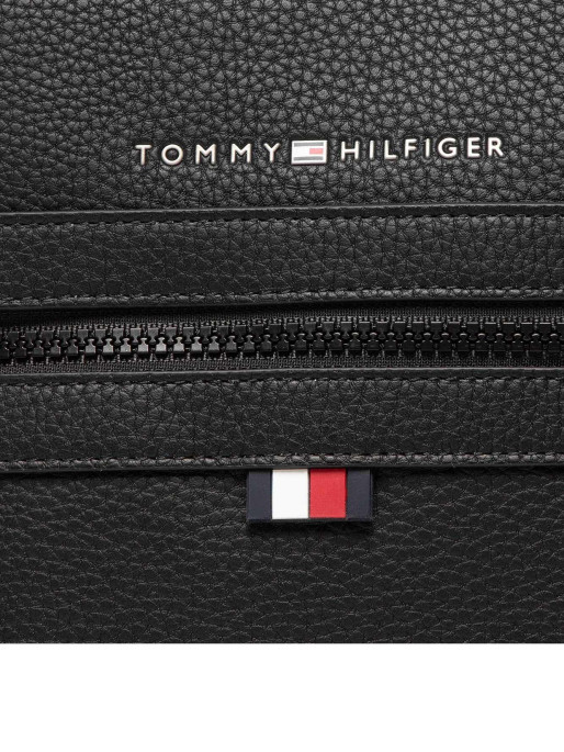 TOMMY JEANS