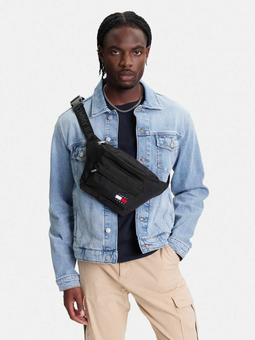TOMMY JEANS TJM ESS DAILY BUMBAG