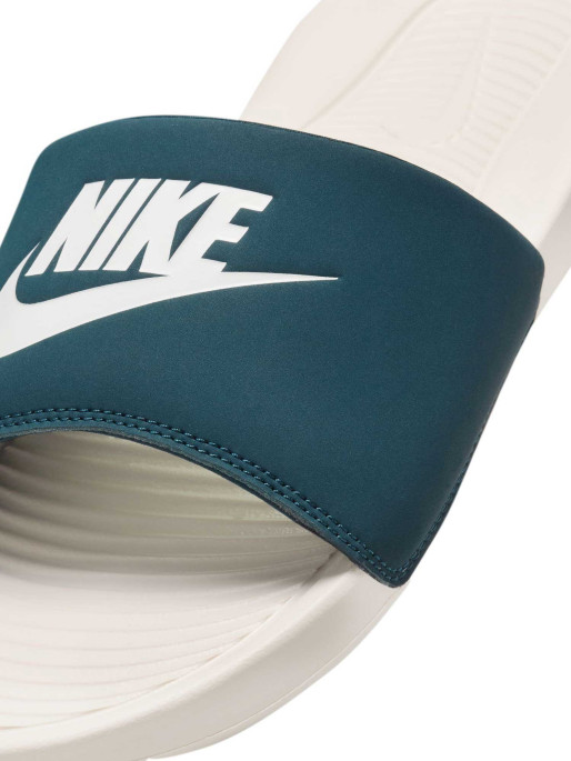 NIKE Slapi Victori One