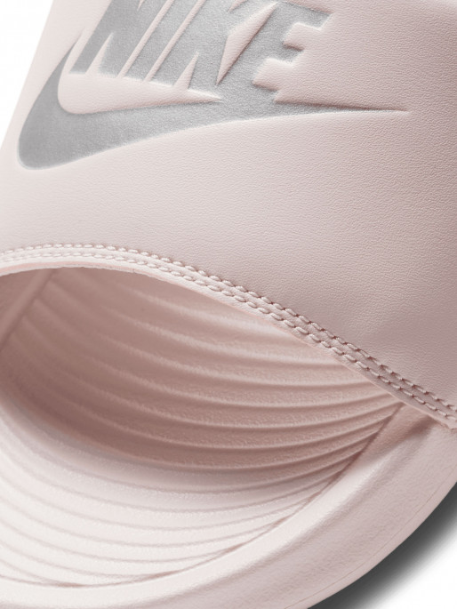 NIKE Slapi W Victori One