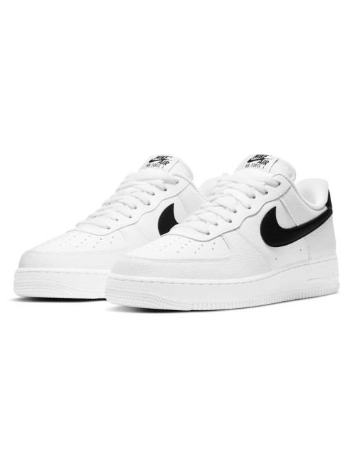 NIKE AIR FORCE 1 07 Shoes