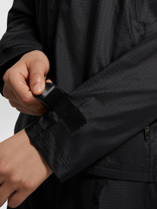 NIKE W ESSENTIAL Running jacket