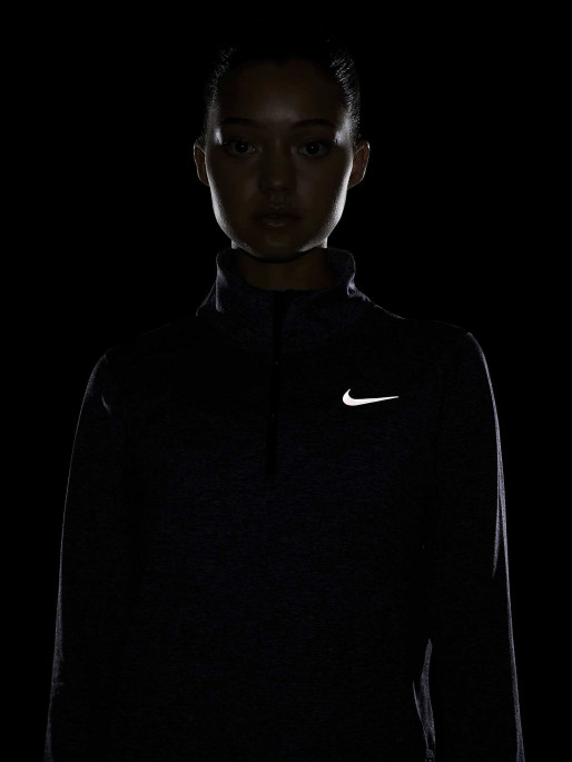 Nike element store top hz