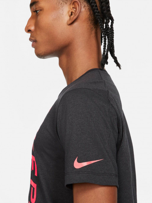NIKE Κοντομάνικη Μπλούζα M NPC BURNOUT