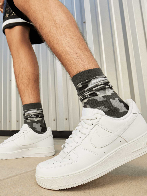 NIKE Обувки AIR FORCE 1 07