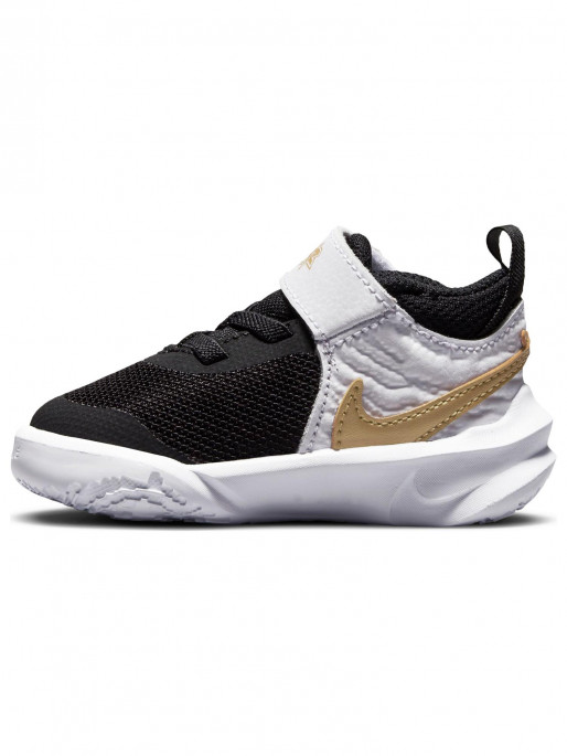 NIKE Обувки TEAM HUSTLE D 10 TD