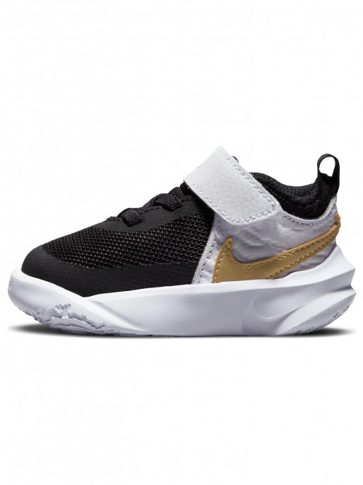 NIKE Обувки TEAM HUSTLE D 10 TD