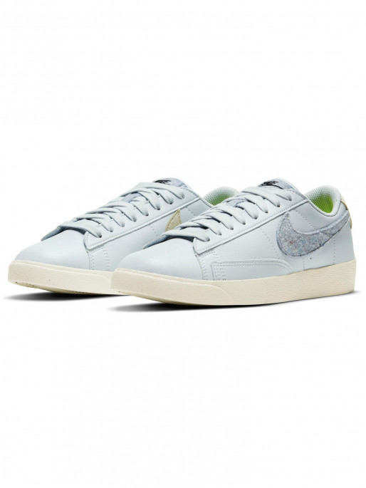 NIKE Blazer Low SE Shoes