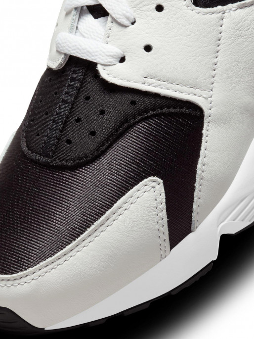 NIKE Обувки AIR HUARACHE