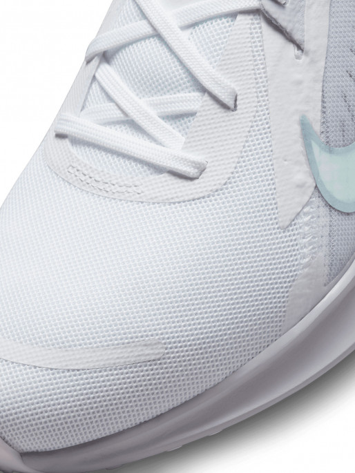 NIKE Παπούτσια WMNS QUEST 5