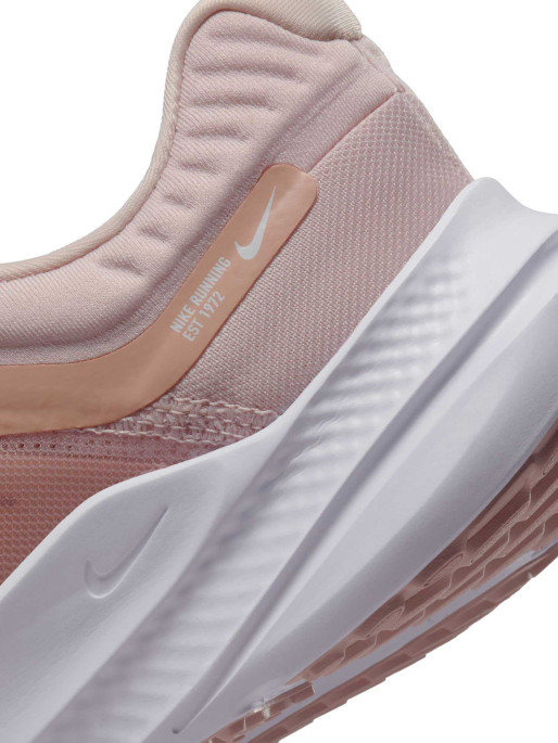 NIKE Παπούτσια WMNS QUEST 5