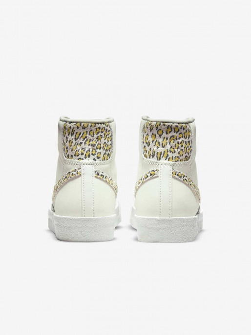 NIKE Incaltaminte W Blazer Mid 77 Se