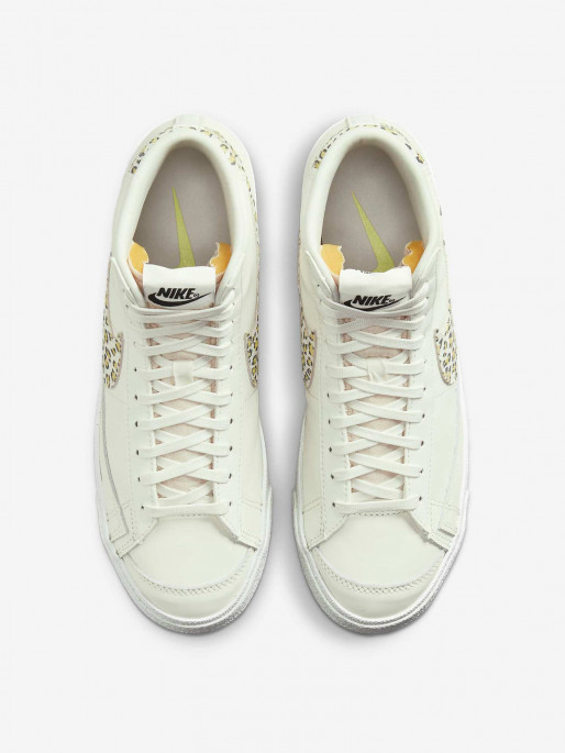 NIKE Incaltaminte W Blazer Mid 77 Se