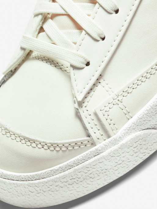 NIKE Incaltaminte W Blazer Mid 77 Se