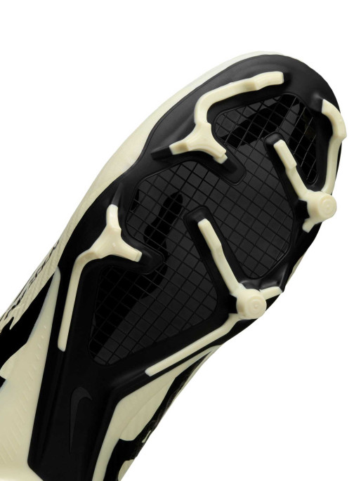 NIKE ZOOM VAPOR 15 ACADEMY FG/MG Cleats