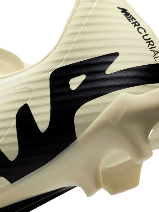 NIKE ZOOM VAPOR 15 ACADEMY FG/MG Cleats