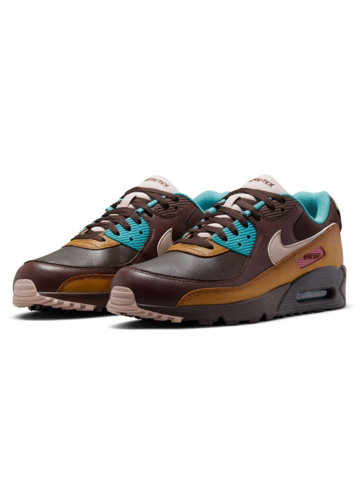 NIKE AIR MAX 90 GTX Shoes