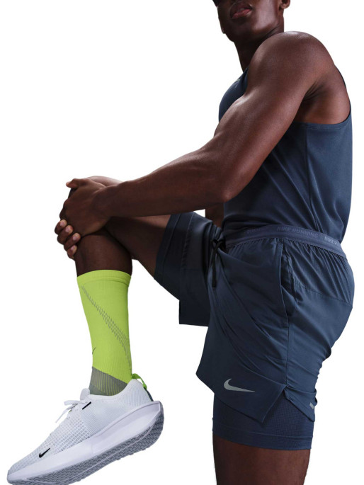 NIKE Αθλητικό Σορτς STRIDE 2IN1 7IN