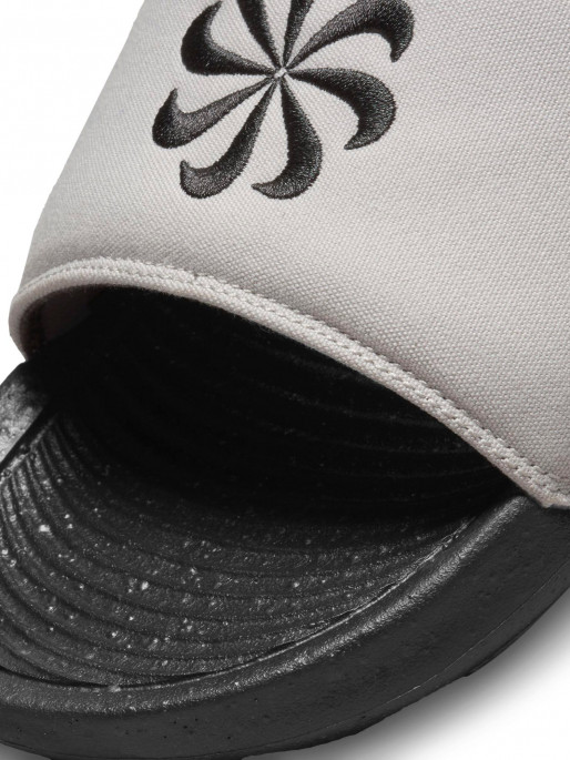 NIKE Slapi Victori One Nn