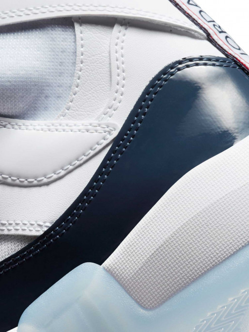 NIKE Incaltaminte Jumpman Two Trey