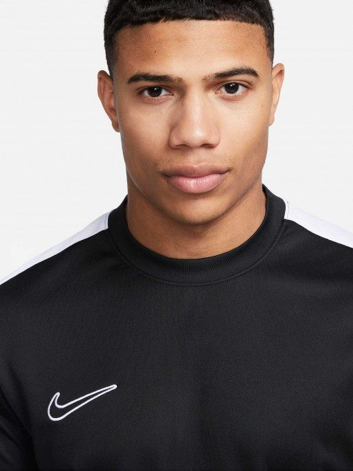 NIKE TEAM