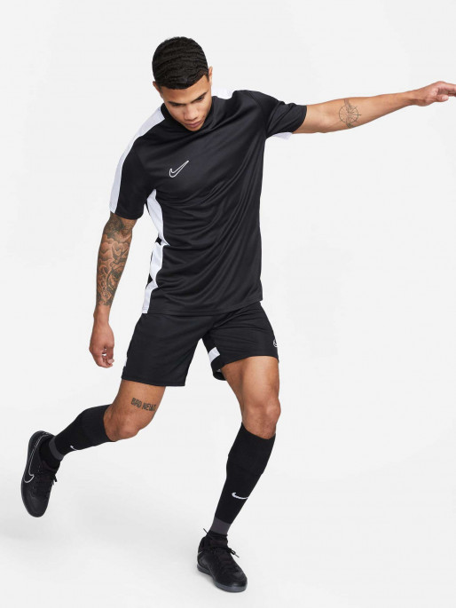 NIKE TEAM