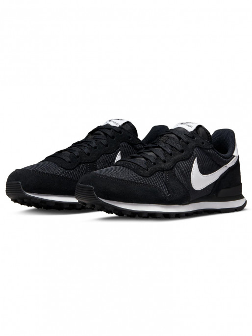 NIKE W INTERNATIONALIST Shoes