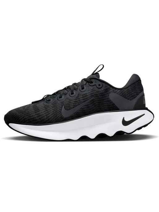 NIKE MOTIVA Shoes