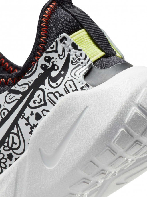 nike future flex psv sneaker