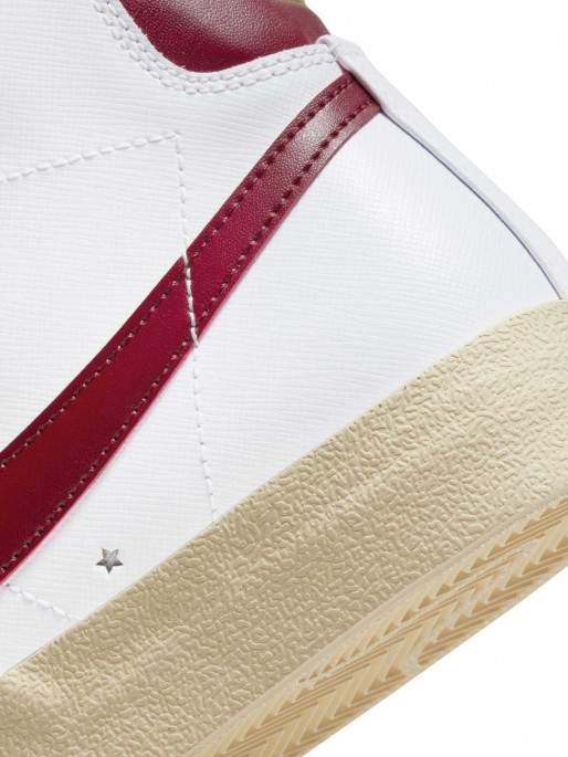 NIKE Incaltaminte W Blazer Mid 77 Se