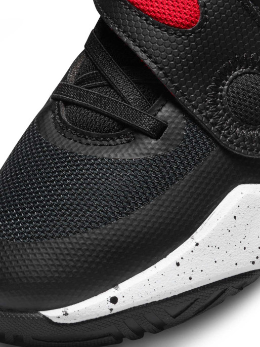 NIKE Incaltaminte Team Hustle D 11 (Gs)