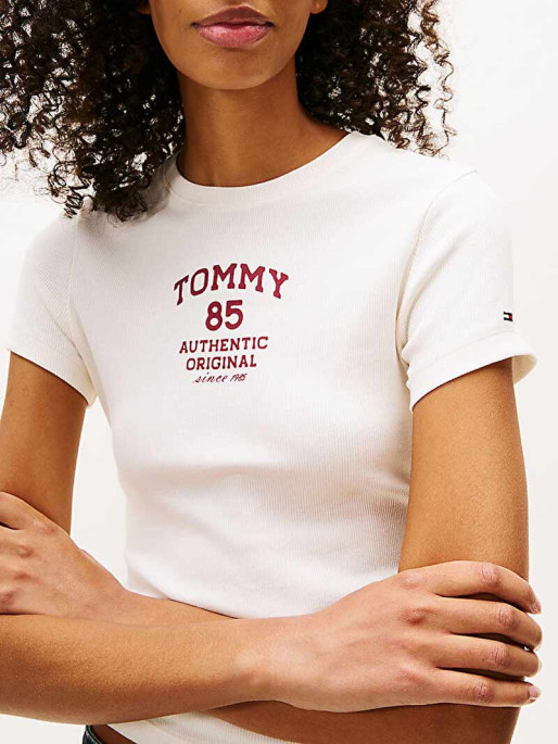 TOMMY JEANS