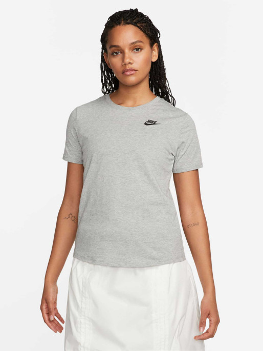 NIKE Κοντομάνικη Μπλούζα Sportswear Club Essentials