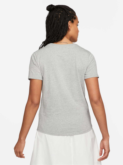 NIKE Κοντομάνικη Μπλούζα Sportswear Club Essentials