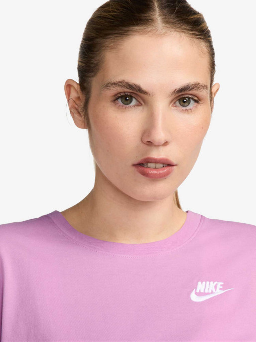NIKE Κοντομάνικη Μπλούζα Sportswear Club Essentials
