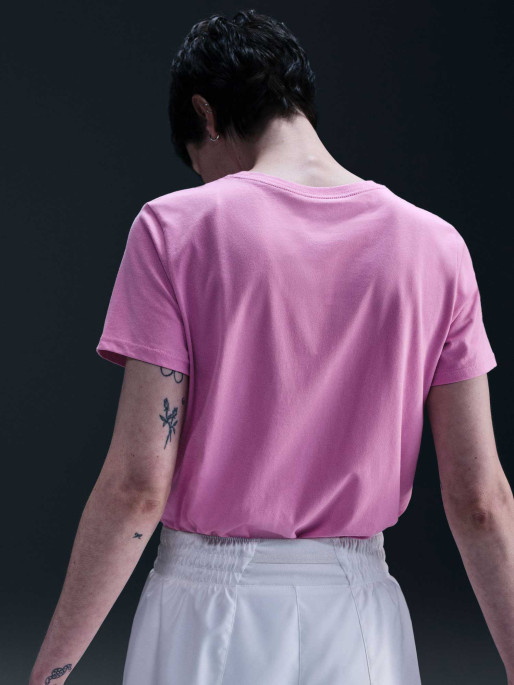 NIKE Κοντομάνικη Μπλούζα Sportswear Club Essentials