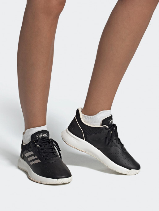 adidas courtsmash shoes